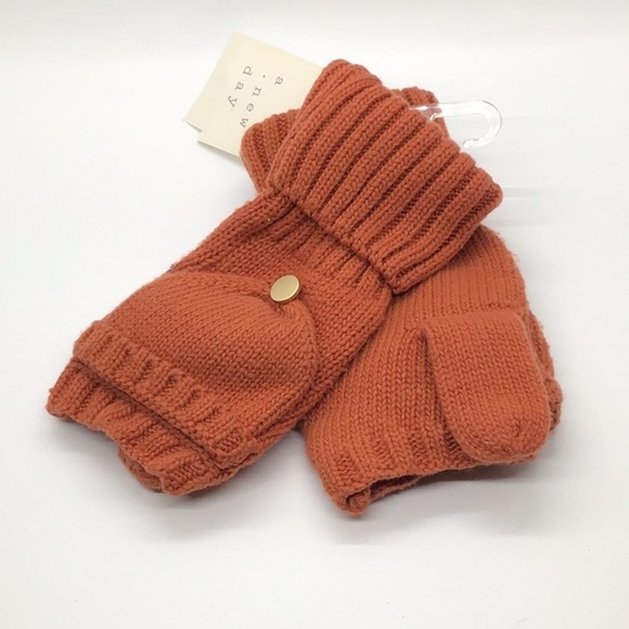 A•New Day Fingerless Mitts with Pullover Covers - Picture 1 of 3